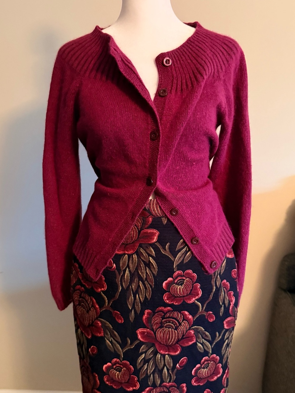 Women's Cardigan silk angora blend Sweater romantic grandma core sz m